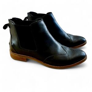 Sperry Fairpoint Chelsea Black Genuine Leather Ankle Boots, Women’s size 8.5